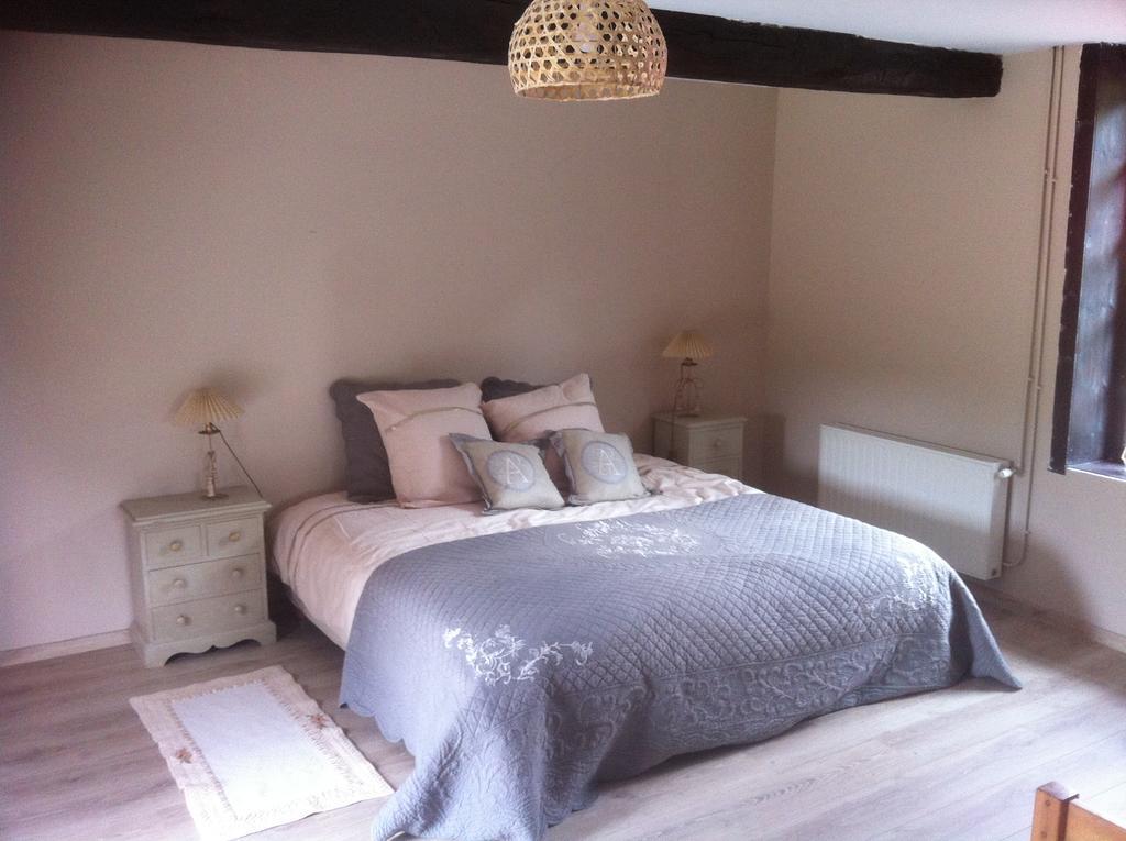 Bed and Breakfast Le Champ Des Possibles Manerbe Exterior foto